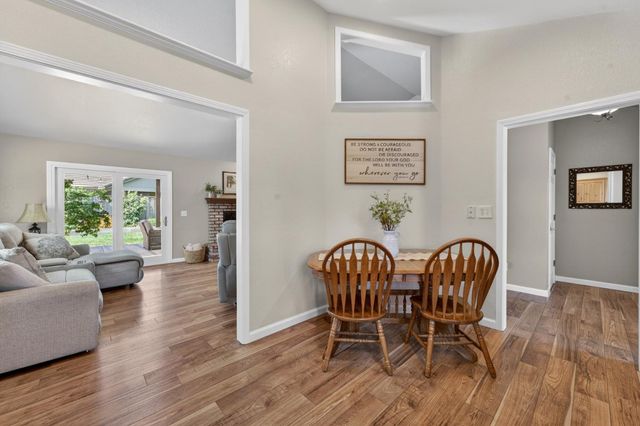 2419 Laurelwood Ct, Rocklin, CA 95677