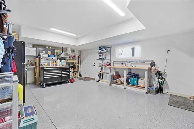 117 Anchor LN, Yorktown, VA 23692
