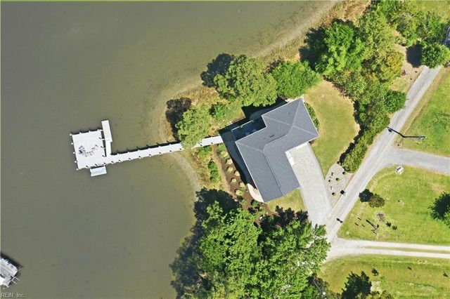 117 Anchor LN, Yorktown, VA 23692
