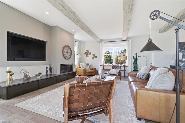 117 Anchor LN, Yorktown, VA 23692