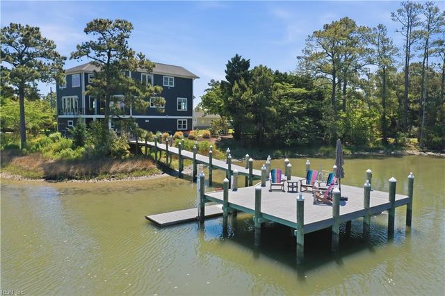 117 Anchor LN, Yorktown, VA 23692