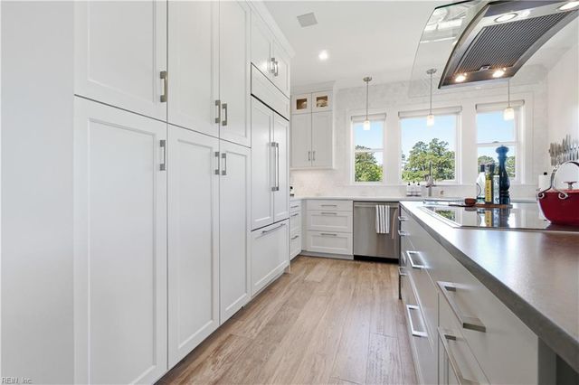 117 Anchor LN, Yorktown, VA 23692