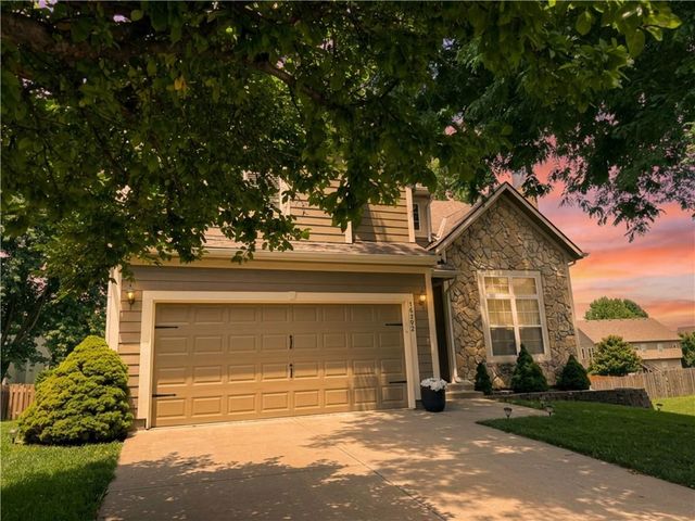 16392 W 156th Terrace, Olathe, KS 66062