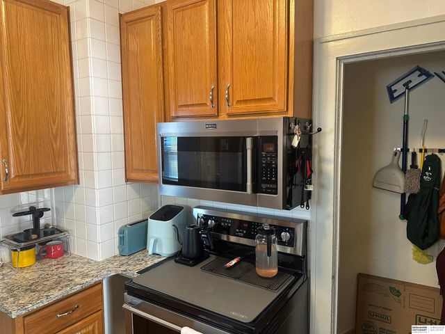 3244 C Street, Lincoln, NE 68510