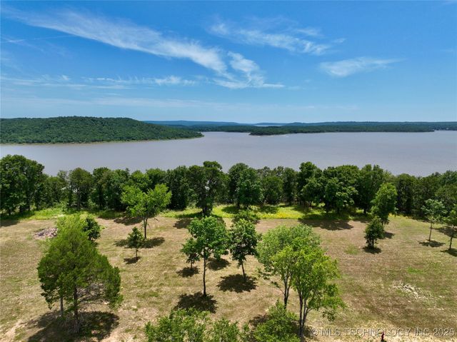 14 Kathy Lane, Eufaula, OK 74432