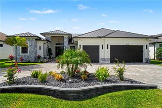 2814 Gleason PKWY, Cape Coral, FL 33914