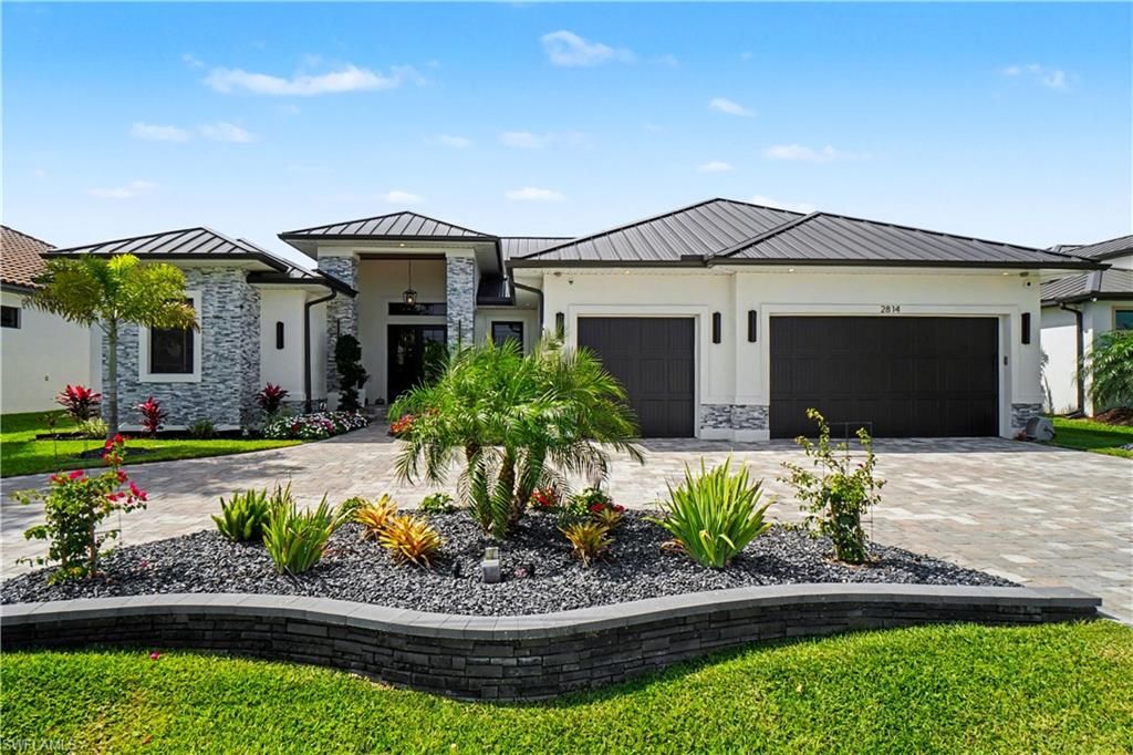 Image 1 of property listing at 2814 Gleason PKWY, Cape Coral, FL 33914