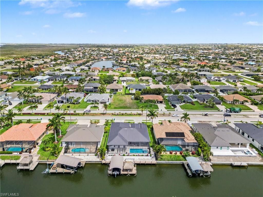 Image 48 of property listing at 2814 Gleason PKWY, Cape Coral, FL 33914