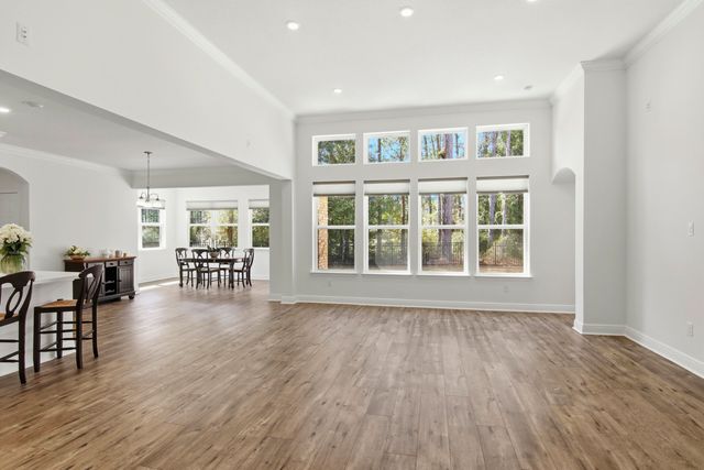 296 Symphony Way, Freeport, FL 32439