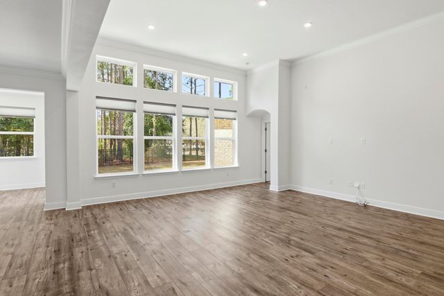 296 Symphony Way, Freeport, FL 32439