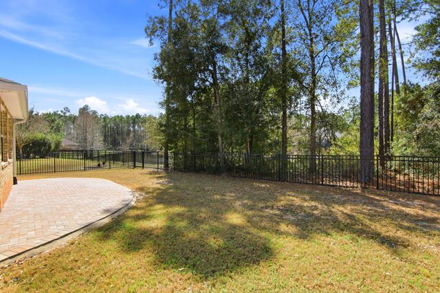 296 Symphony Way, Freeport, FL 32439