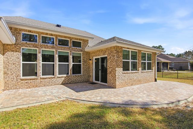 296 Symphony Way, Freeport, FL 32439