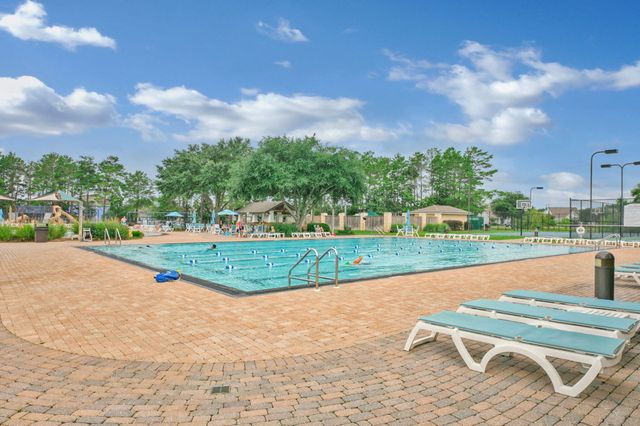 296 Symphony Way, Freeport, FL 32439