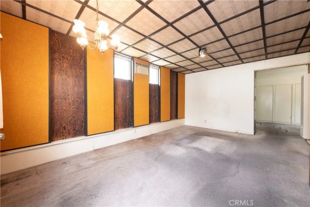 14738 Magnolia Boulevard, Sherman Oaks, CA 91403