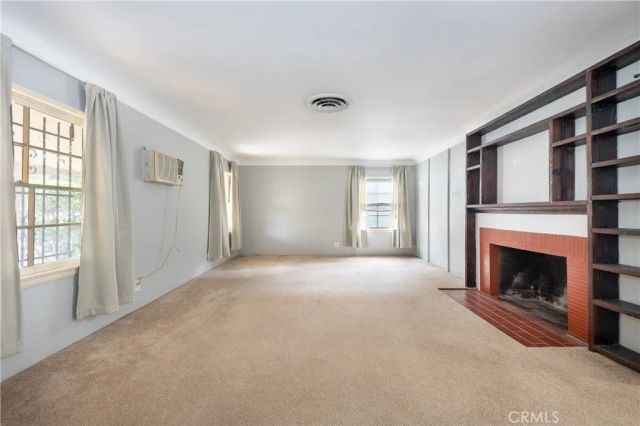 14738 Magnolia Boulevard, Sherman Oaks, CA 91403