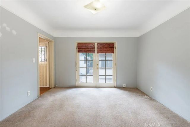 14738 Magnolia Boulevard, Sherman Oaks, CA 91403