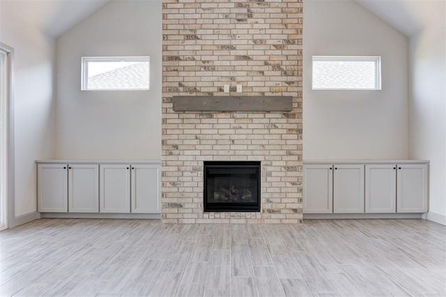 1813 Aminas Way, Yukon, OK 73099