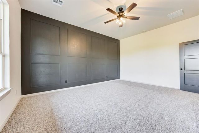 1813 Aminas Way, Yukon, OK 73099