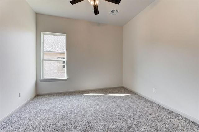 1813 Aminas Way, Yukon, OK 73099