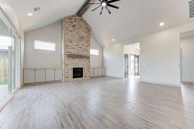 1813 Aminas Way, Yukon, OK 73099