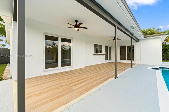 4440 NW 19th Ave, Oakland Park, FL 33309