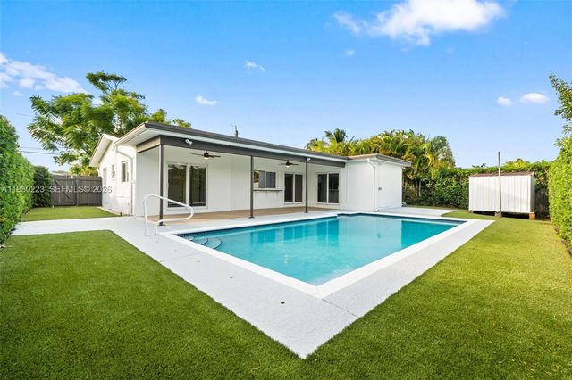 4440 NW 19th Ave, Oakland Park, FL 33309