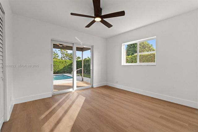 4440 NW 19th Ave, Oakland Park, FL 33309