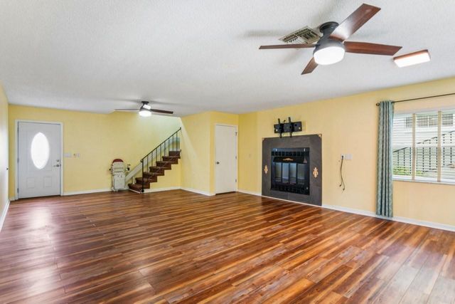 6016 WILDS DR, New Port Richey, FL 34653