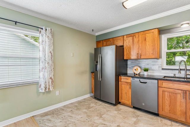 6016 WILDS DR, New Port Richey, FL 34653