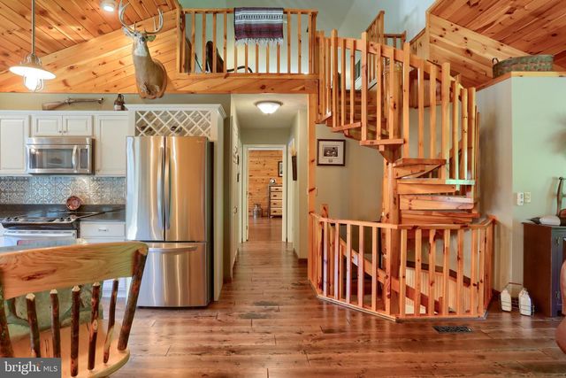 1005 TULIP TREE DR, Lebanon, PA 17042