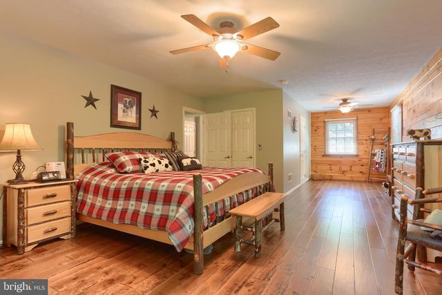 1005 TULIP TREE DR, Lebanon, PA 17042
