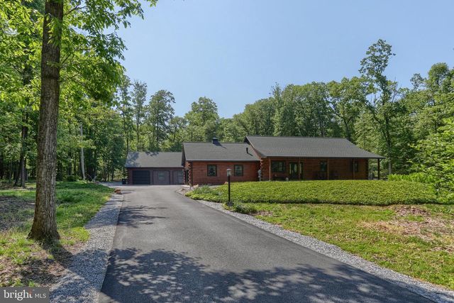 1005 TULIP TREE DR, Lebanon, PA 17042