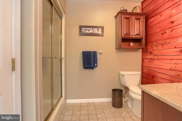 1005 TULIP TREE DR, Lebanon, PA 17042
