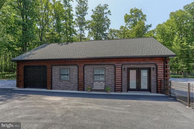 1005 TULIP TREE DR, Lebanon, PA 17042