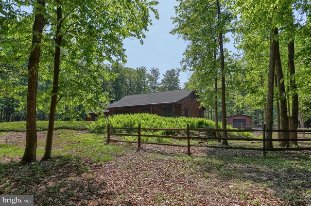 1005 TULIP TREE DR, Lebanon, PA 17042
