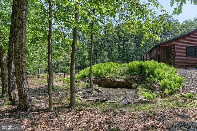 1005 TULIP TREE DR, Lebanon, PA 17042