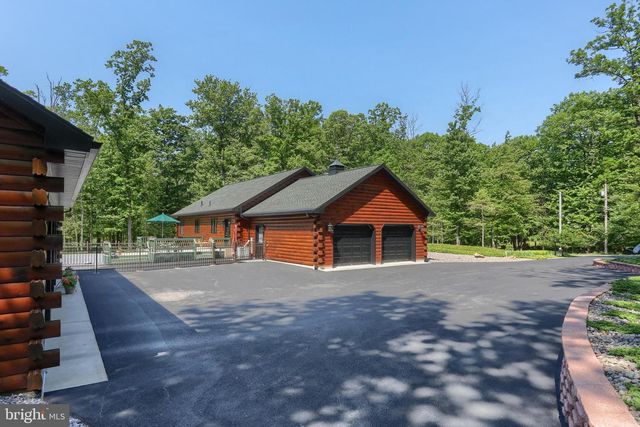 1005 TULIP TREE DR, Lebanon, PA 17042