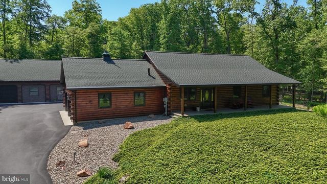 1005 TULIP TREE DR, Lebanon, PA 17042