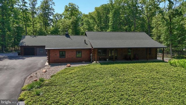 1005 TULIP TREE DR, Lebanon, PA 17042