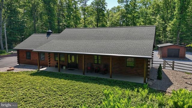 1005 TULIP TREE DR, Lebanon, PA 17042