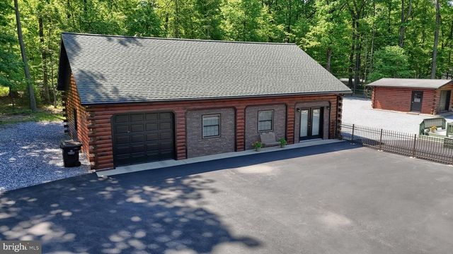1005 TULIP TREE DR, Lebanon, PA 17042