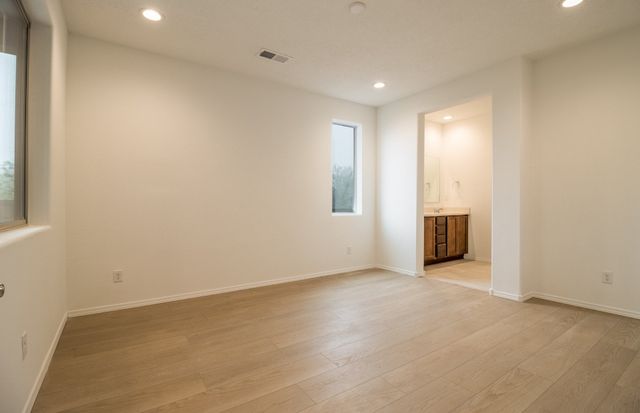 136 Prudencio Street, Santa Fe, NM 87505