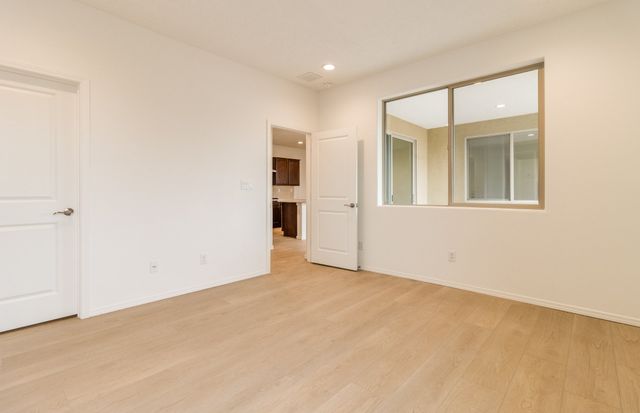 136 Prudencio Street, Santa Fe, NM 87505