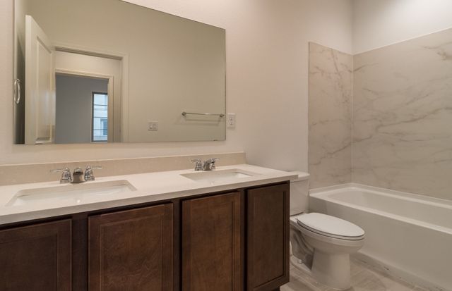 136 Prudencio Street, Santa Fe, NM 87505