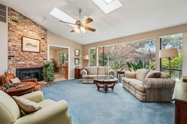 4216 Corona Way, Sacramento, CA 95864