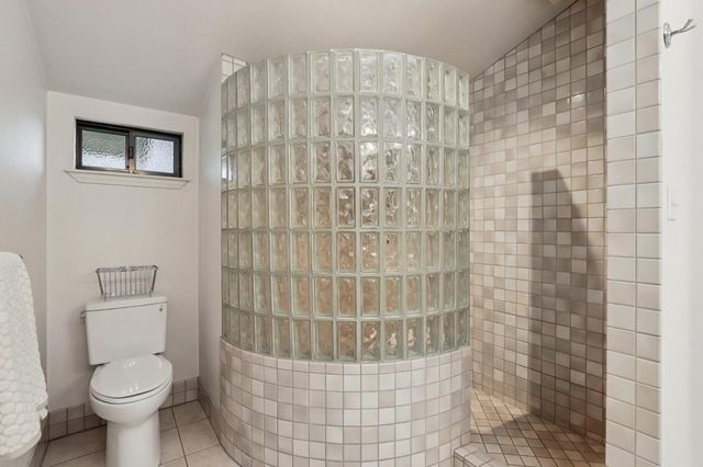 4216 Corona Way, Sacramento, CA 95864