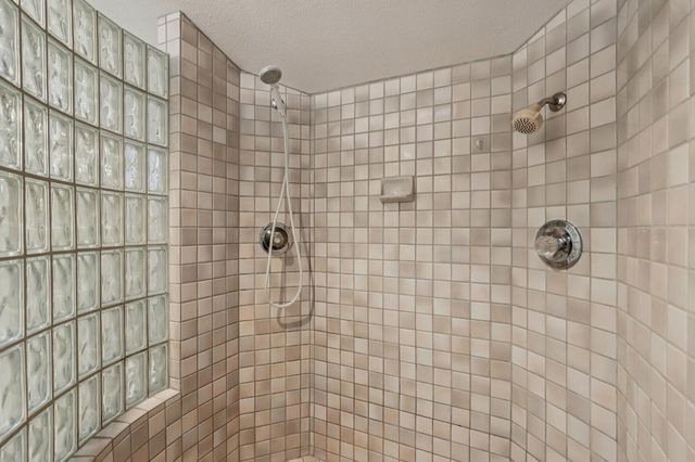 4216 Corona Way, Sacramento, CA 95864