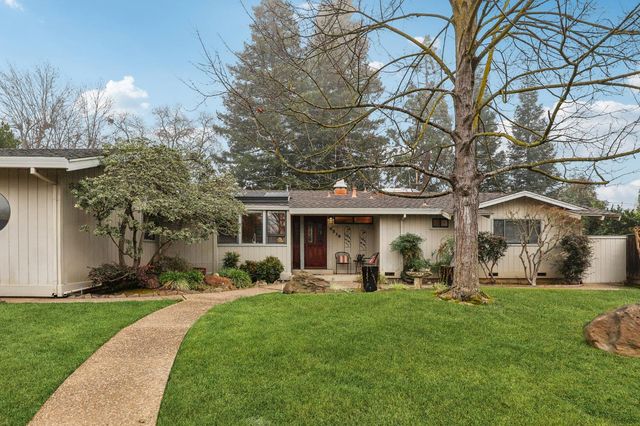 4216 Corona Way, Sacramento, CA 95864