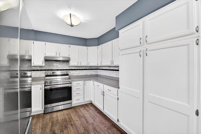 618 Robin Drive, Sun Prairie, WI 53590