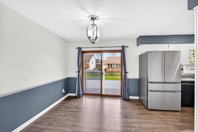 618 Robin Drive, Sun Prairie, WI 53590